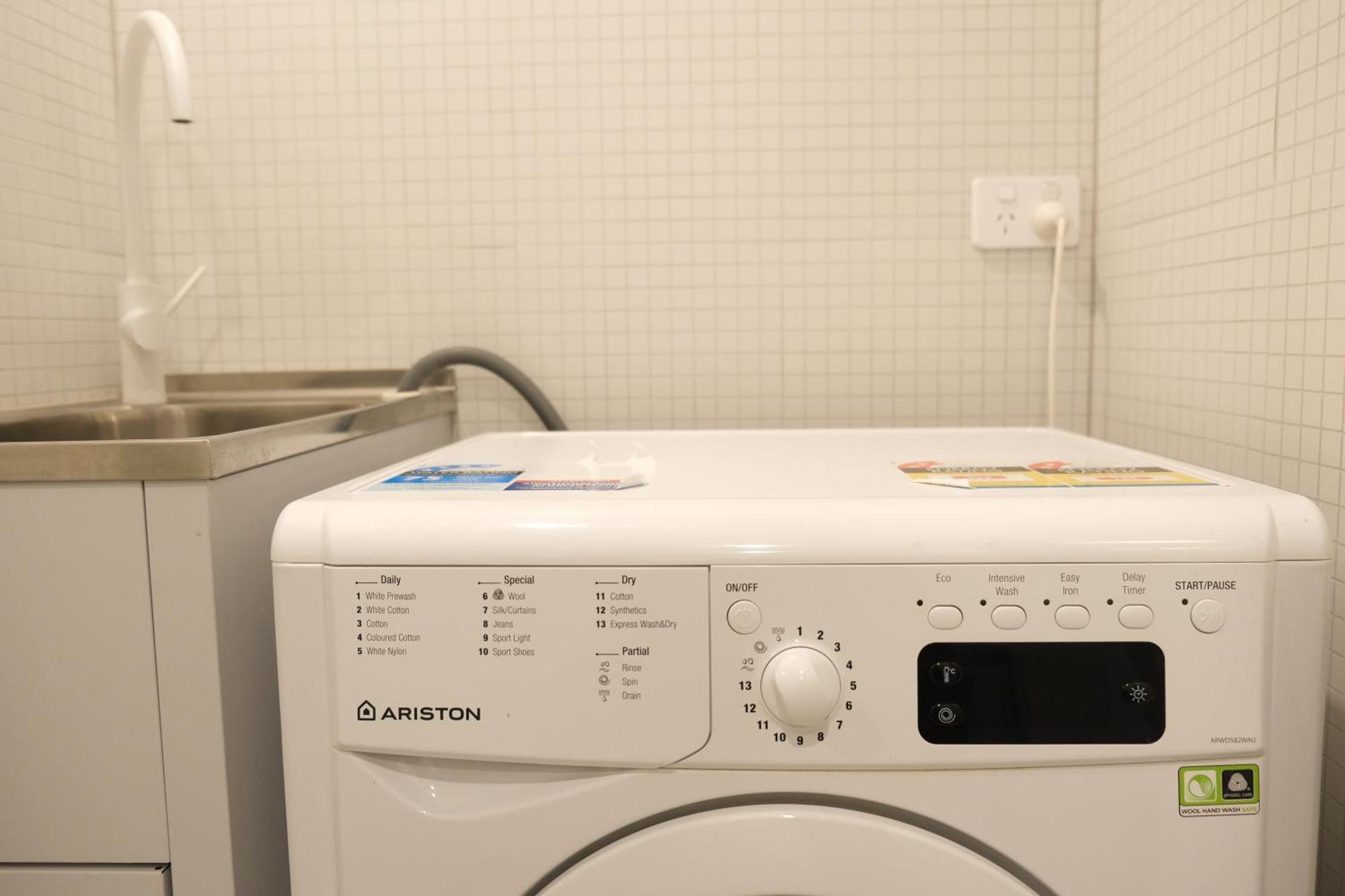 Cbd Japanese Retreat 2br 1p Brekky Wifi Netflix *