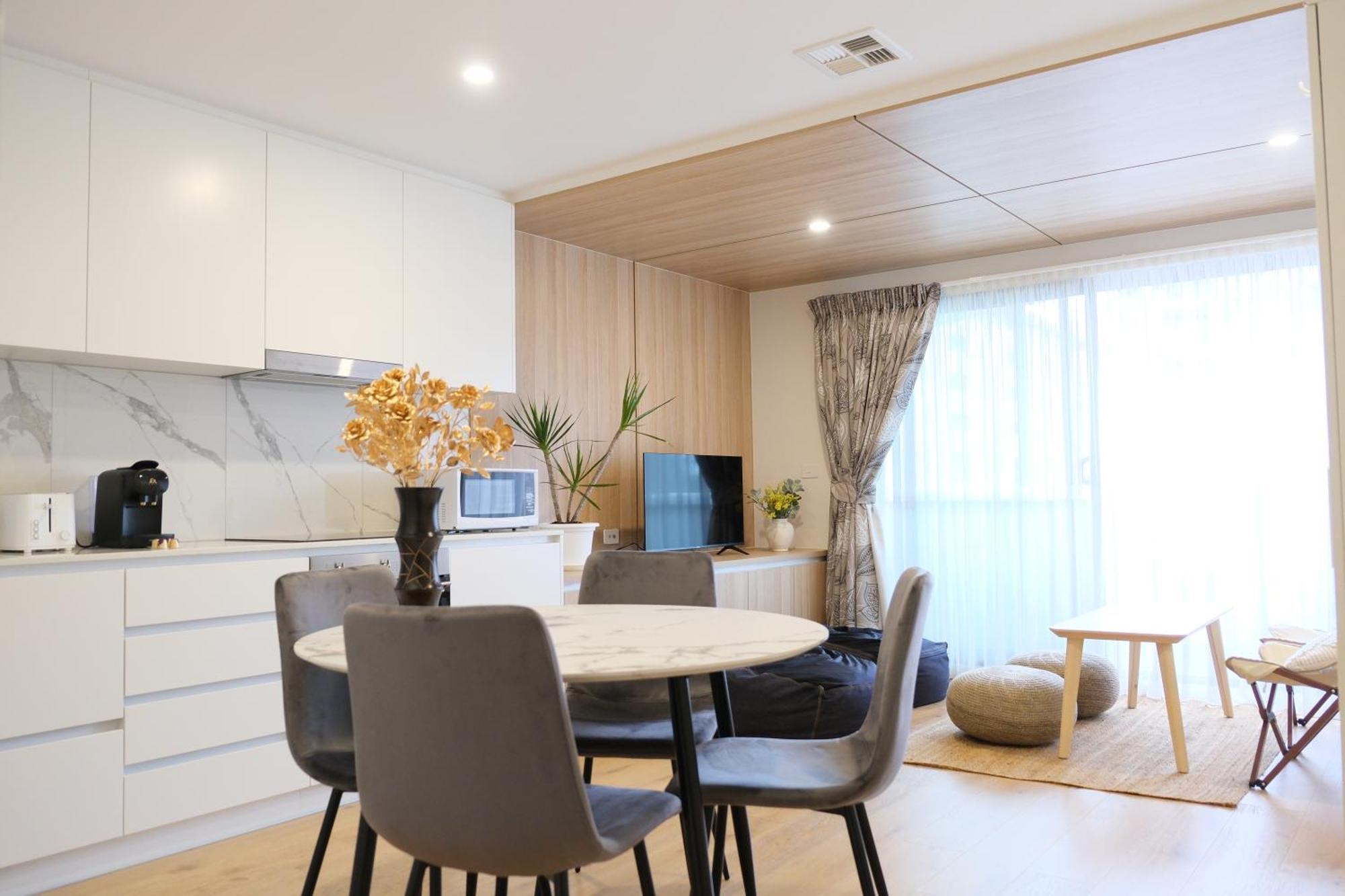 Apartment Cbd Japanese Retreat 2br 1p Brekky Wifi Netflix *